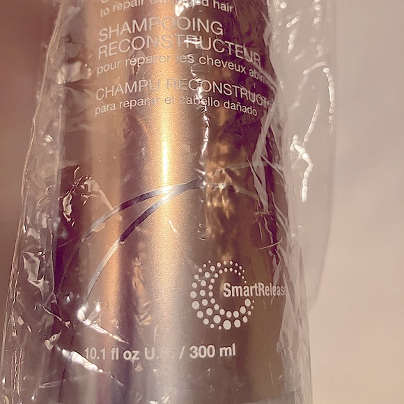 Joico K-PAK Reconstructing Shampoo to Repair Damaged Hair - Picture 2 of 2